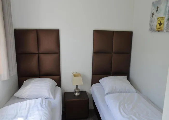 In Near Bemelerberg Reserve *